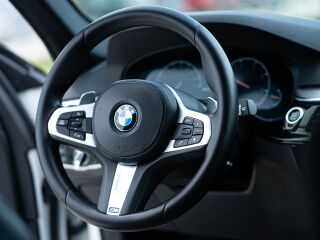 BMW M550 xDrive M-Sportpakett Shadowline 3.0 294кВ