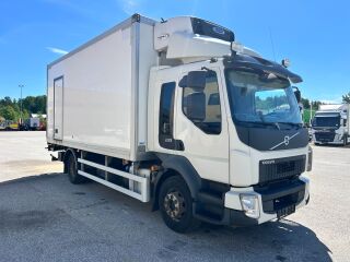 Volvo FL210 4X2 EURO6 + CARRIER SUPRA 550 158kW
