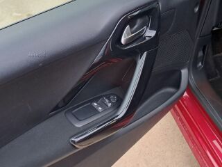 Peugeot 208 Allure 1.6 BlueHDI 88kW