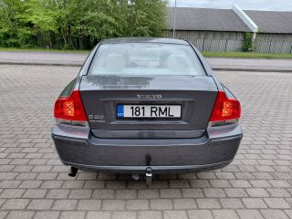 Volvo S60 D5 2.4 R5 93kW