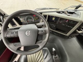 Volvo FM 500 6X2*4 + RETARDER + CARRIER SUPRA 850 EURO 6 375kW