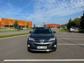 Toyota RAV4 2.0 111kW