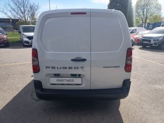 Peugeot Partner L2 2.4t BlueHDi 130 1.5 96kW
