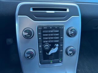 Volvo V70 SUMMUM Facelift 2.0 D4 133кВ