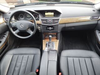 Mercedes-Benz E 220 T Elegance BlueEfficiency 2.1 R4 CDi 125kW