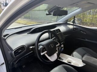 Toyota Prius 1.8 72kW