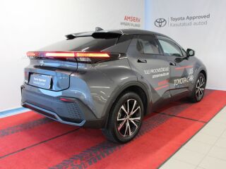 Toyota C-HR Style + Multimedia pakett 1.8 72kW