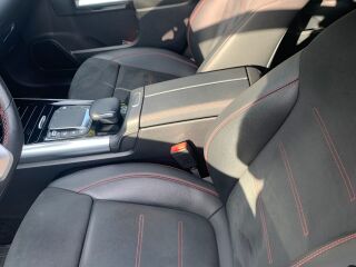 Mercedes-Benz GLA 250 250E AMG Plug-in Hybrid 1.3 118kW