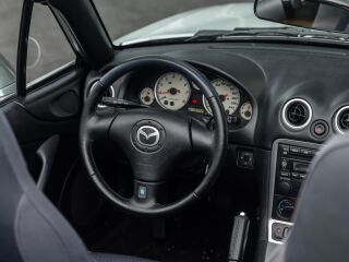 Mazda MX-5 1.6 81kW