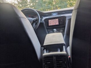 Volkswagen Passat R-Line Executive 1.5 TSI 110kW