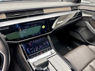 Audi A8 Lang 55 TFSI quattro 3.0 250kW