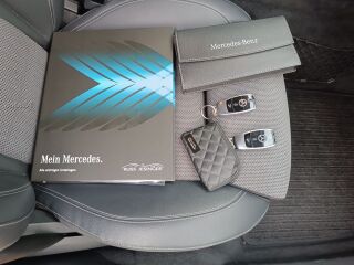 Mercedes-Benz E 300 de T AVANTGARDE 2.0 143kW