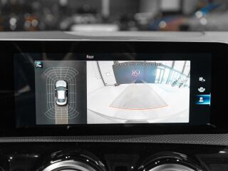 Mercedes-Benz CLA 180 AMG Line 1.4 100kW