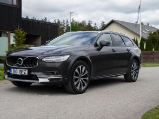 Volvo V90 Cross Country 2.0 145kW