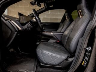 BMW iX xDrive 40 Sport Package 102kW
