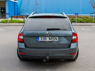 Skoda Octavia Luxury 2.0 140кВ