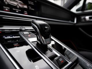 Porsche Panamera GTS 4.0 V8 338kW