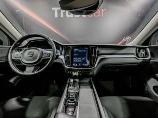 Volvo V60 D4 Momentum 2.0 140kW