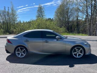 Lexus IS 300h F-Sport look 2.5 133kW