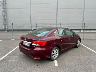Toyota Avensis Linea Sol 1.8 108кВ