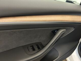 Tesla Model 3 Perfomance AWD Dual Motor 155kW
