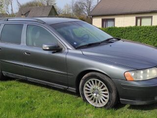 Volvo V70 2.4 R5 D5