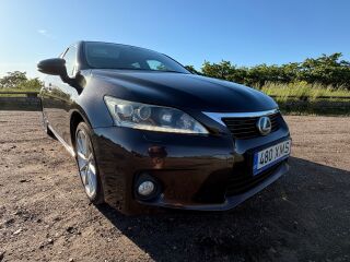 Lexus CT 200h Executive 1.8 73кВ