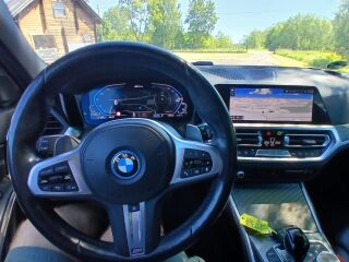 BMW 330 M-Pakett 2.0 R4 215kW