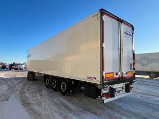 Schmitz Cargobull SKO24 FP45 Doppelstock Thermo King SLX40