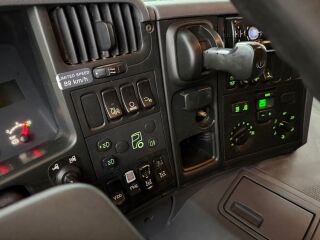 Scania P310 6x2 Sahakinnitus