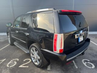 Cadillac Escalade Luxury 6.2 301kW