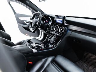 Mercedes-Benz C 200 d AMG Line 2.1 R4 100kW