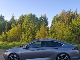 Opel Insignia 2.0 128kW
