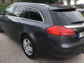Opel Insignia EXCLUSIVE LUXURY ECOBOOST EDITION 2.0 96kW