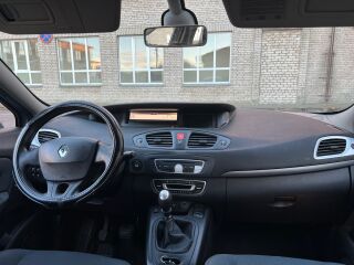 Renault Grand Scenic Long 7 1.9 R4 Diesel 96kW