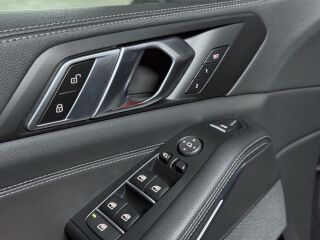 BMW X5 xDrive 45e M-Sportpakett Plug-In-Hybrid 3.0 290kW