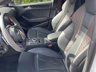 Audi RS 3 2.5 294кВ