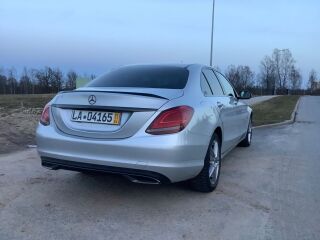 Mercedes-Benz C 220 2.0 R4 143kW