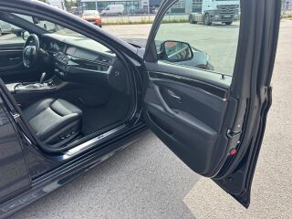 BMW 530 M Paket xDrive 3.0 TDI 190kW