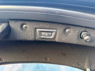 BMW 650 4.4 V8 300кВ