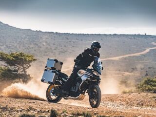 CFMOTO 800MT 67kW