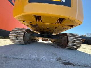 CAT / Caterpillar 330 FL 178kW
