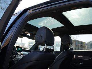 Mercedes-Benz GLC 300 E 2.0 155kW