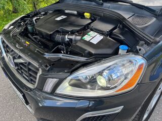 Volvo XC60 R-Design 2.4 D5 158kW