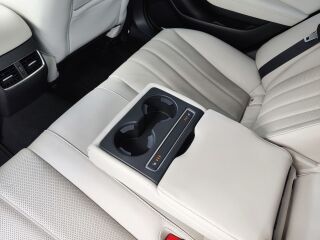 Mazda 6 Luxury 2.5 SkyactivG 143кВ