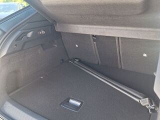 Peugeot 3008 Business Hybrid 145 e-DCS6 1.2 107кВ