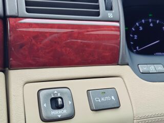 Lexus LS 600h 5.0 V8 290kW