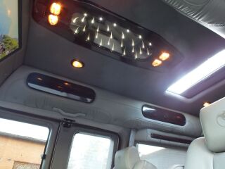 Chevrolet Express EXPLORER SE V8 231kW