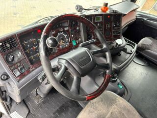 Scania R124 8x2*6 345kW