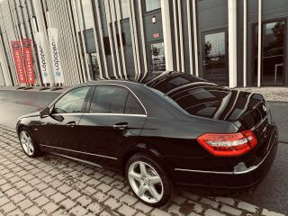 Mercedes-Benz E 220 AVANTGARDE 2.1 BlueEfficiency 100kW